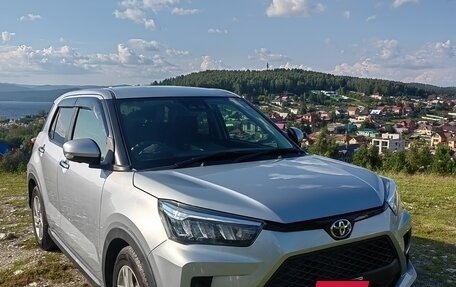 Toyota Raize I, 2020 год, 1 640 000 рублей, 3 фотография