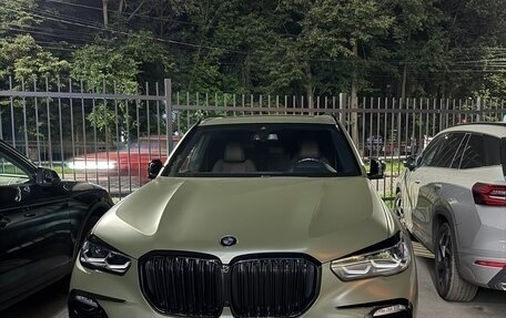 BMW X5, 2019 год, 7 490 000 рублей, 2 фотография