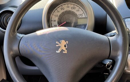 Peugeot 107 I рестайлинг, 2010 год, 410 000 рублей, 5 фотография