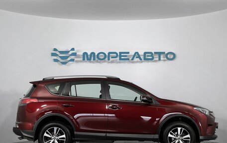 Toyota RAV4, 2017 год, 2 735 000 рублей, 4 фотография