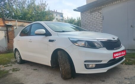 KIA Rio III рестайлинг, 2015 год, 950 000 рублей, 2 фотография