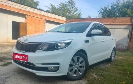 KIA Rio III рестайлинг, 2015 год, 950 000 рублей, 3 фотография