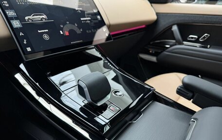 Land Rover Range Rover Sport, 2026 год, 18 990 000 рублей, 30 фотография