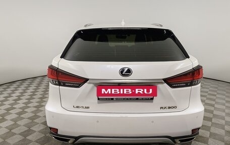 Lexus RX IV рестайлинг, 2021 год, 4 899 000 рублей, 6 фотография