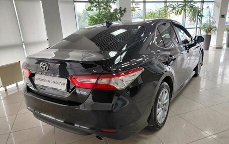 Toyota Camry, 2021 год, 2 850 000 рублей, 5 фотография