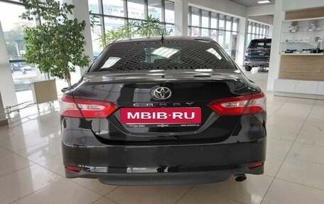 Toyota Camry, 2021 год, 2 850 000 рублей, 6 фотография