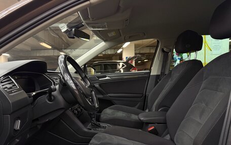 Volkswagen Tiguan II, 2017 год, 2 450 000 рублей, 5 фотография