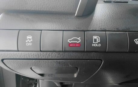 Toyota Camry, 2021 год, 2 850 000 рублей, 16 фотография