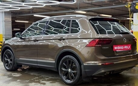 Volkswagen Tiguan II, 2017 год, 2 450 000 рублей, 4 фотография