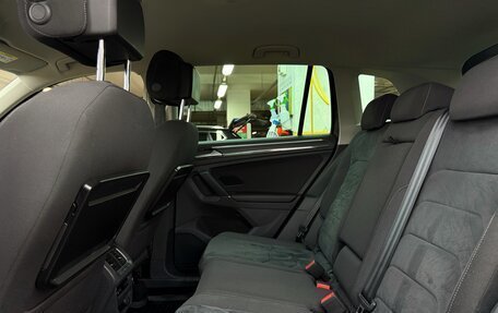 Volkswagen Tiguan II, 2017 год, 2 450 000 рублей, 6 фотография