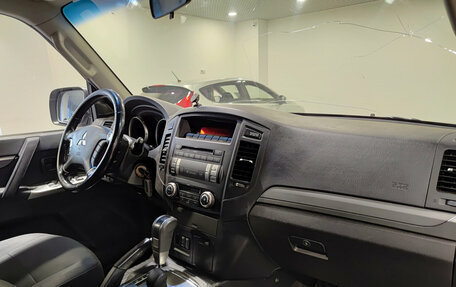 Mitsubishi Pajero IV, 2012 год, 2 200 000 рублей, 15 фотография