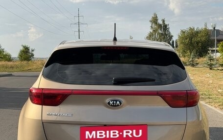 KIA Sportage IV рестайлинг, 2016 год, 2 090 000 рублей, 3 фотография
