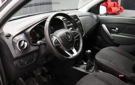 Renault Logan II, 2019 год, 925 000 рублей, 7 фотография
