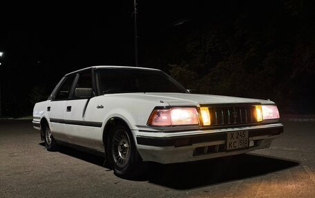 Toyota Crown, 1983 год, 400 000 рублей, 11 фотография