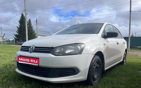Volkswagen Polo VI (EU Market), 2012 год, 500 000 рублей, 1 фотография