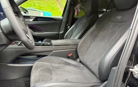 Volkswagen Tiguan, 2025 год, 4 200 000 рублей, 11 фотография