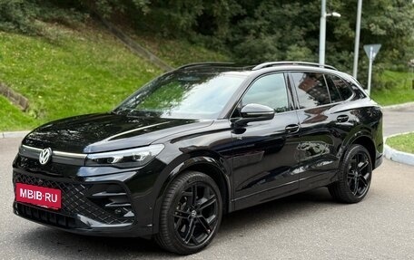 Volkswagen Tiguan, 2025 год, 4 200 000 рублей, 28 фотография