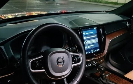 Volvo XC60 II, 2018 год, 4 000 000 рублей, 23 фотография