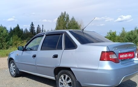 Daewoo Nexia I рестайлинг, 2012 год, 260 000 рублей, 4 фотография