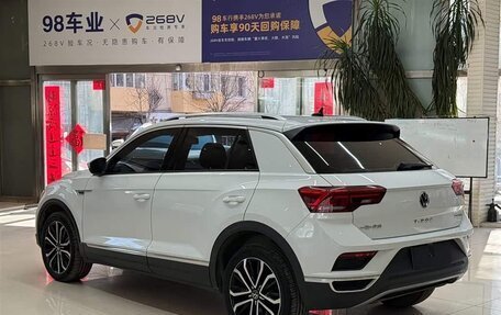 Volkswagen T-Roc I, 2022 год, 1 249 000 рублей, 7 фотография