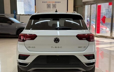 Volkswagen T-Roc I, 2022 год, 1 249 000 рублей, 6 фотография