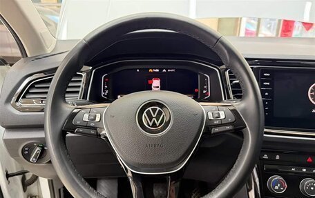 Volkswagen T-Roc I, 2022 год, 1 249 000 рублей, 9 фотография