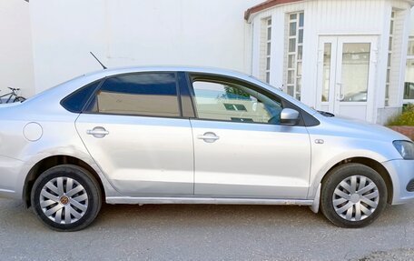 Volkswagen Polo VI (EU Market), 2012 год, 420 000 рублей, 10 фотография