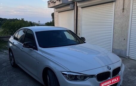 BMW 3 серия, 2017 год, 3 100 000 рублей, 2 фотография