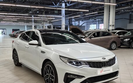 KIA Optima IV, 2019 год, 1 879 000 рублей, 2 фотография