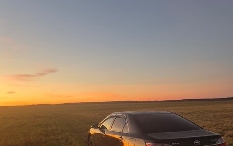 Toyota Camry, 2014 год, 1 800 000 рублей, 8 фотография
