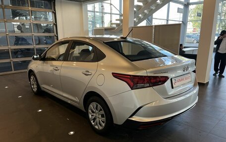 Hyundai Solaris II рестайлинг, 2020 год, 1 720 000 рублей, 5 фотография