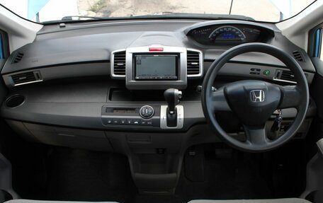 Honda Freed I, 2011 год, 1 300 000 рублей, 15 фотография