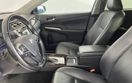 Toyota Camry, 2016 год, 2 290 000 рублей, 22 фотография