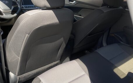 Hyundai Solaris II рестайлинг, 2018 год, 1 450 000 рублей, 6 фотография