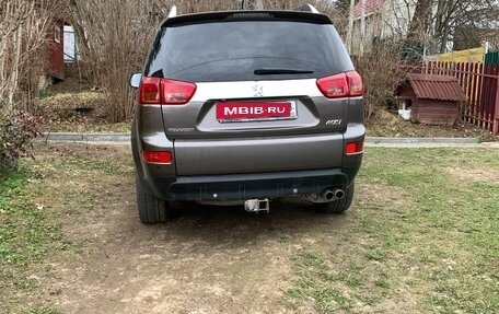 Peugeot 4007, 2010 год, 800 000 рублей, 2 фотография
