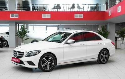 Mercedes-Benz C-Класс, 2019 год, 2 350 000 рублей, 1 фотография