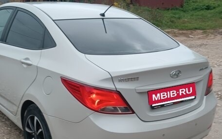 Hyundai Solaris II рестайлинг, 2015 год, 1 200 000 рублей, 5 фотография