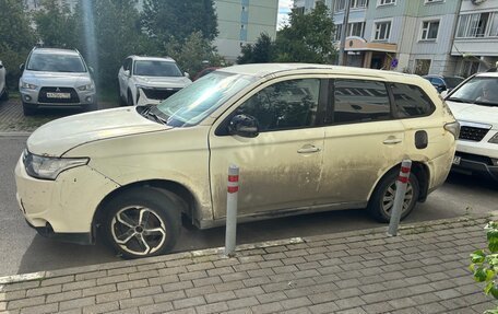 Mitsubishi Outlander III рестайлинг 3, 2012 год, 750 000 рублей, 5 фотография