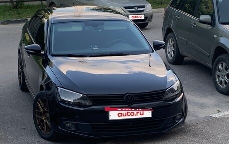 Volkswagen Jetta VI, 2013 год, 1 100 000 рублей, 8 фотография
