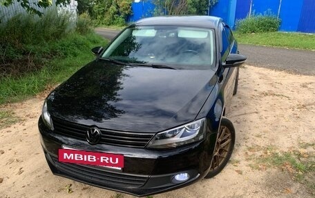Volkswagen Jetta VI, 2013 год, 1 100 000 рублей, 9 фотография