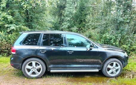 Volkswagen Touareg III, 2003 год, 400 000 рублей, 3 фотография