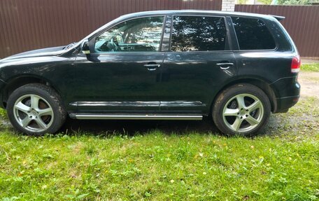 Volkswagen Touareg III, 2003 год, 400 000 рублей, 4 фотография