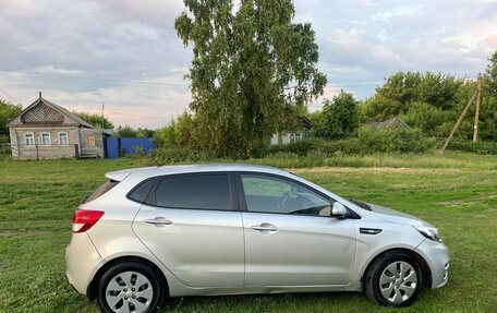 KIA Rio III рестайлинг, 2015 год, 750 000 рублей, 10 фотография
