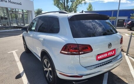 Volkswagen Touareg III, 2018 год, 3 900 000 рублей, 3 фотография