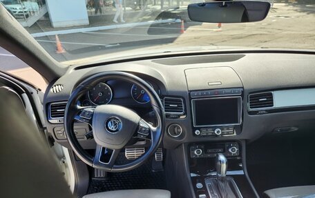 Volkswagen Touareg III, 2018 год, 3 900 000 рублей, 10 фотография