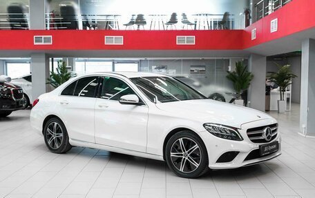 Mercedes-Benz C-Класс, 2019 год, 2 350 000 рублей, 3 фотография
