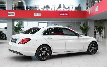 Mercedes-Benz C-Класс, 2019 год, 2 350 000 рублей, 2 фотография