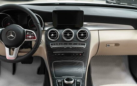 Mercedes-Benz C-Класс, 2019 год, 2 350 000 рублей, 11 фотография