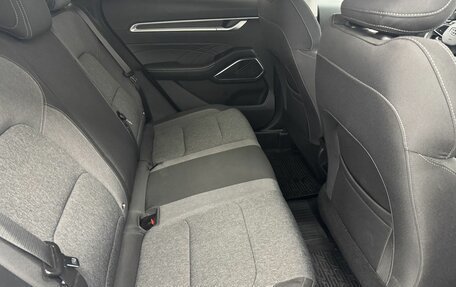 Geely Emgrand, 2024 год, 1 680 000 рублей, 16 фотография