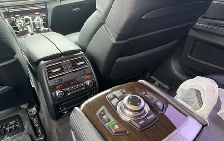 BMW 7 серия, 2012 год, 1 650 000 рублей, 12 фотография